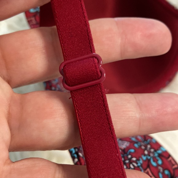 Victoria Secret Body by Victoria Lined Demi Bra size 38C excellent condition - Picture 7 of 12